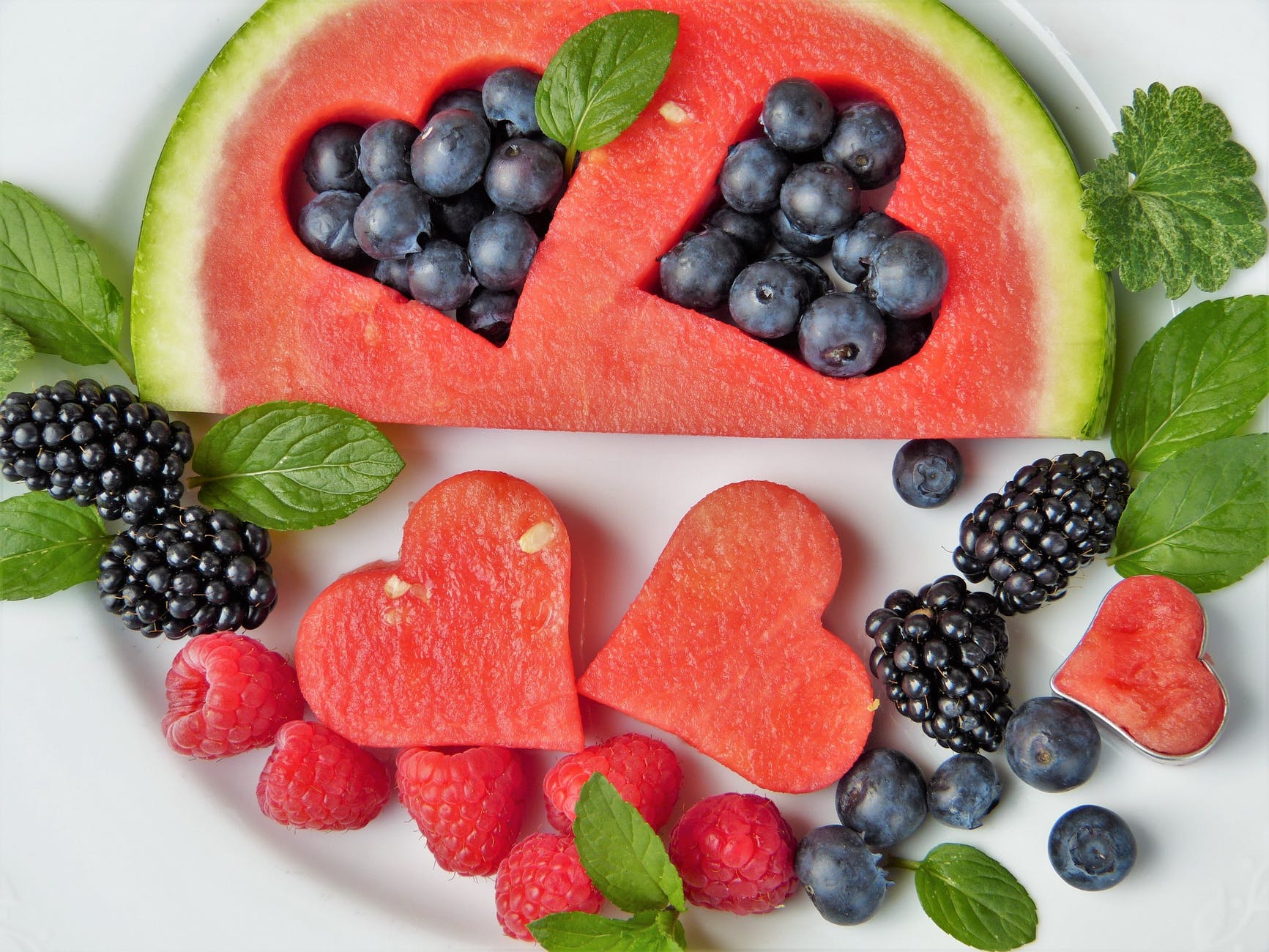 fruit-fruits-heart-blueberries-